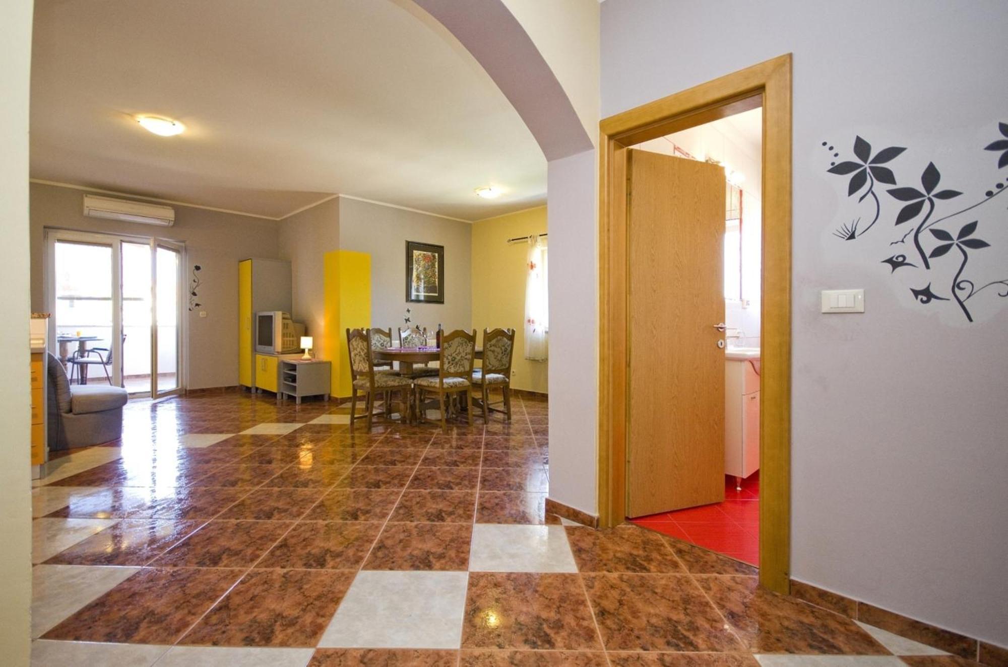 Apartment&Room Marlen Rovinjsko Selo Kamer foto