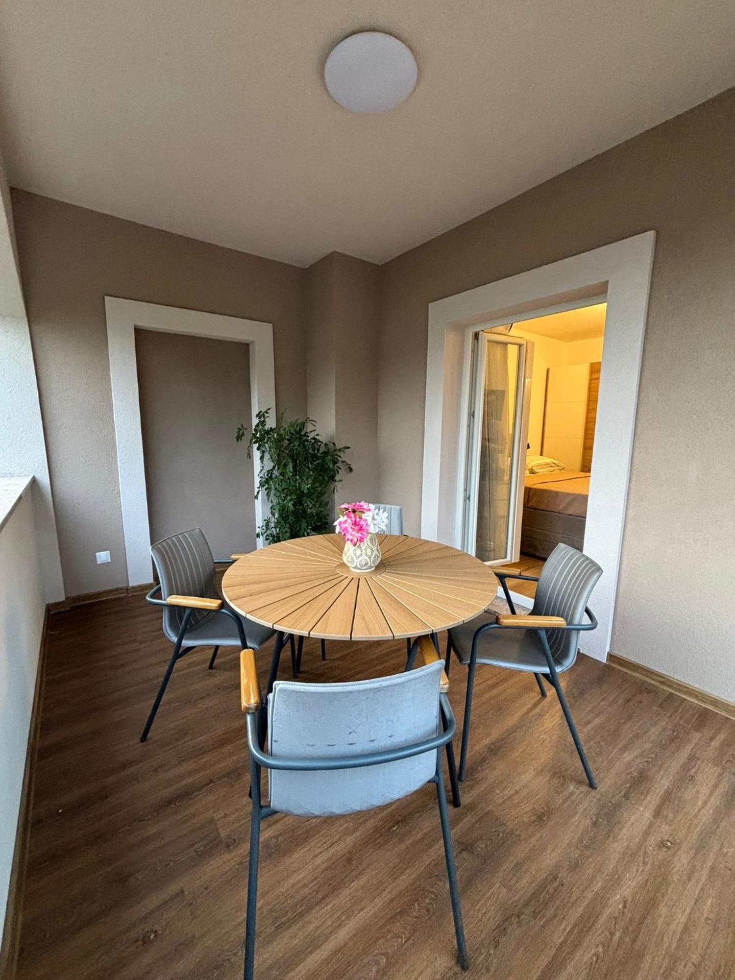 Apartment&Room Marlen Rovinjsko Selo Buitenkant foto